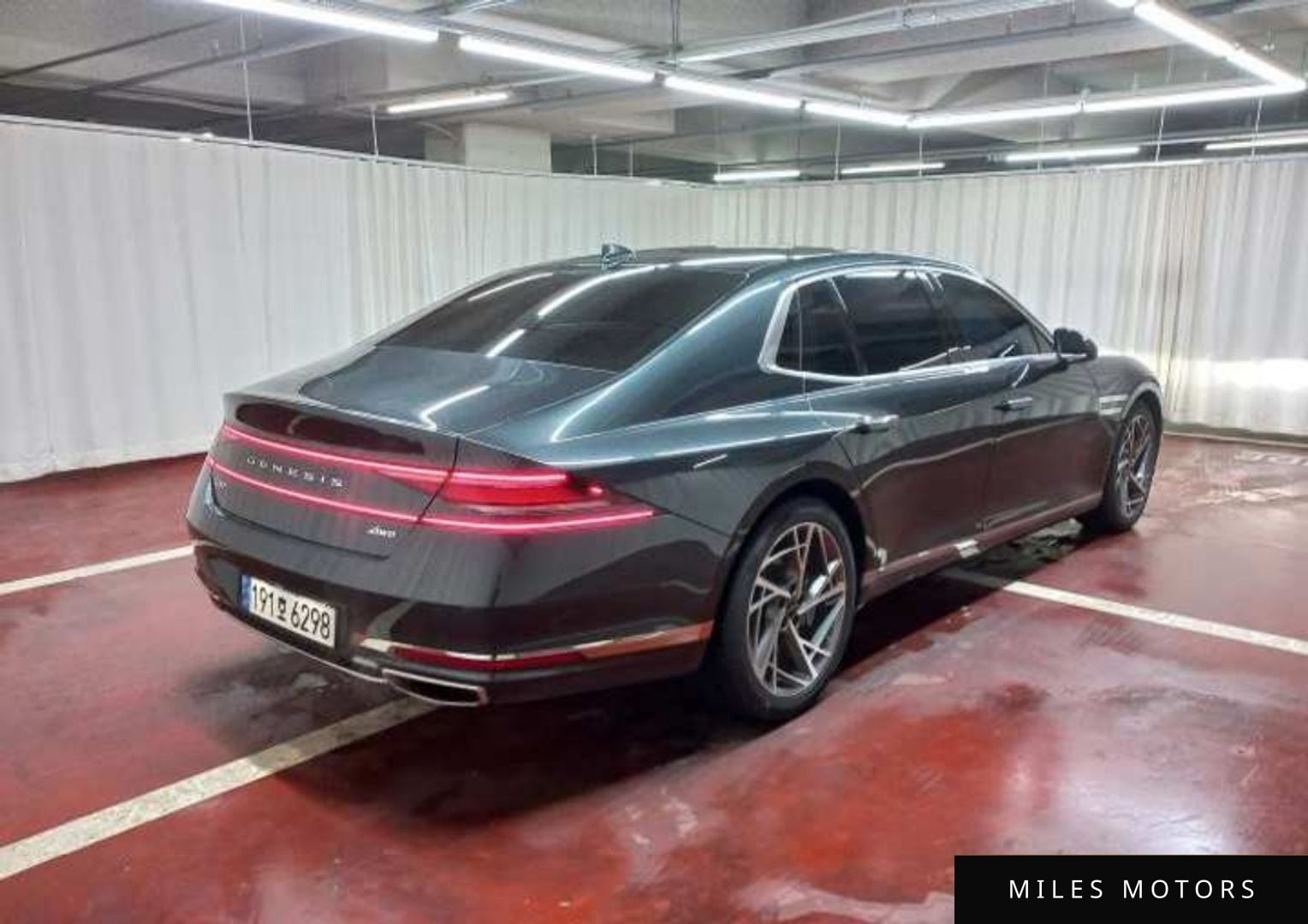 Genesis G90 (RS4) 2023 — миниатюра 2