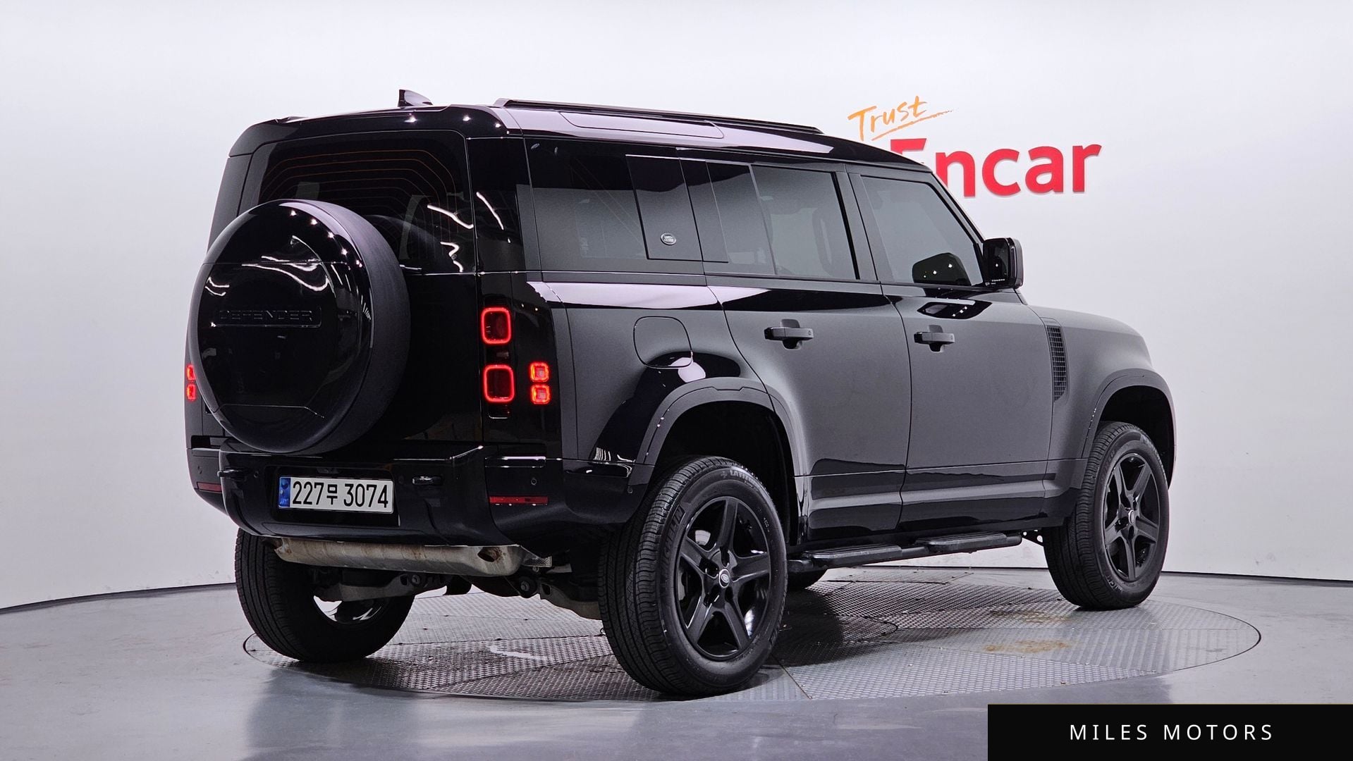 Land Rover Defender 2024 — миниатюра 2