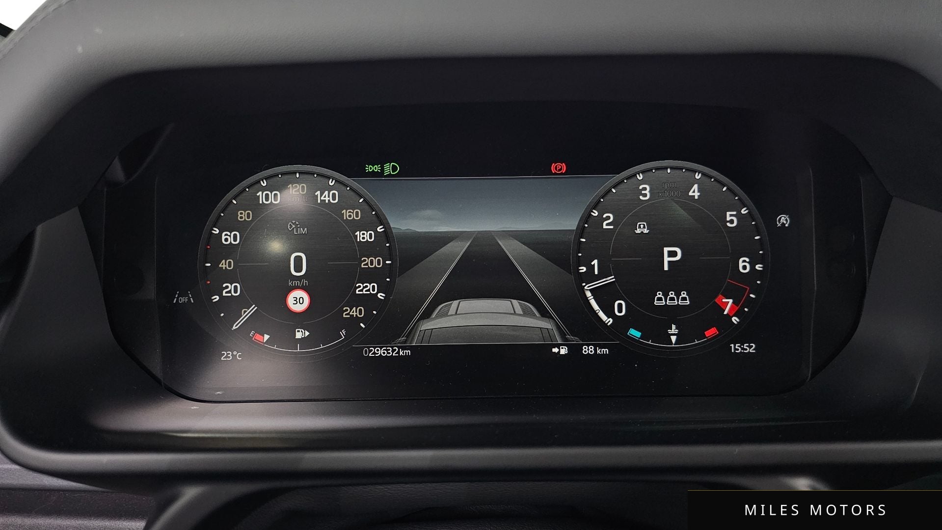 Land Rover Defender 2024 — миниатюра 8