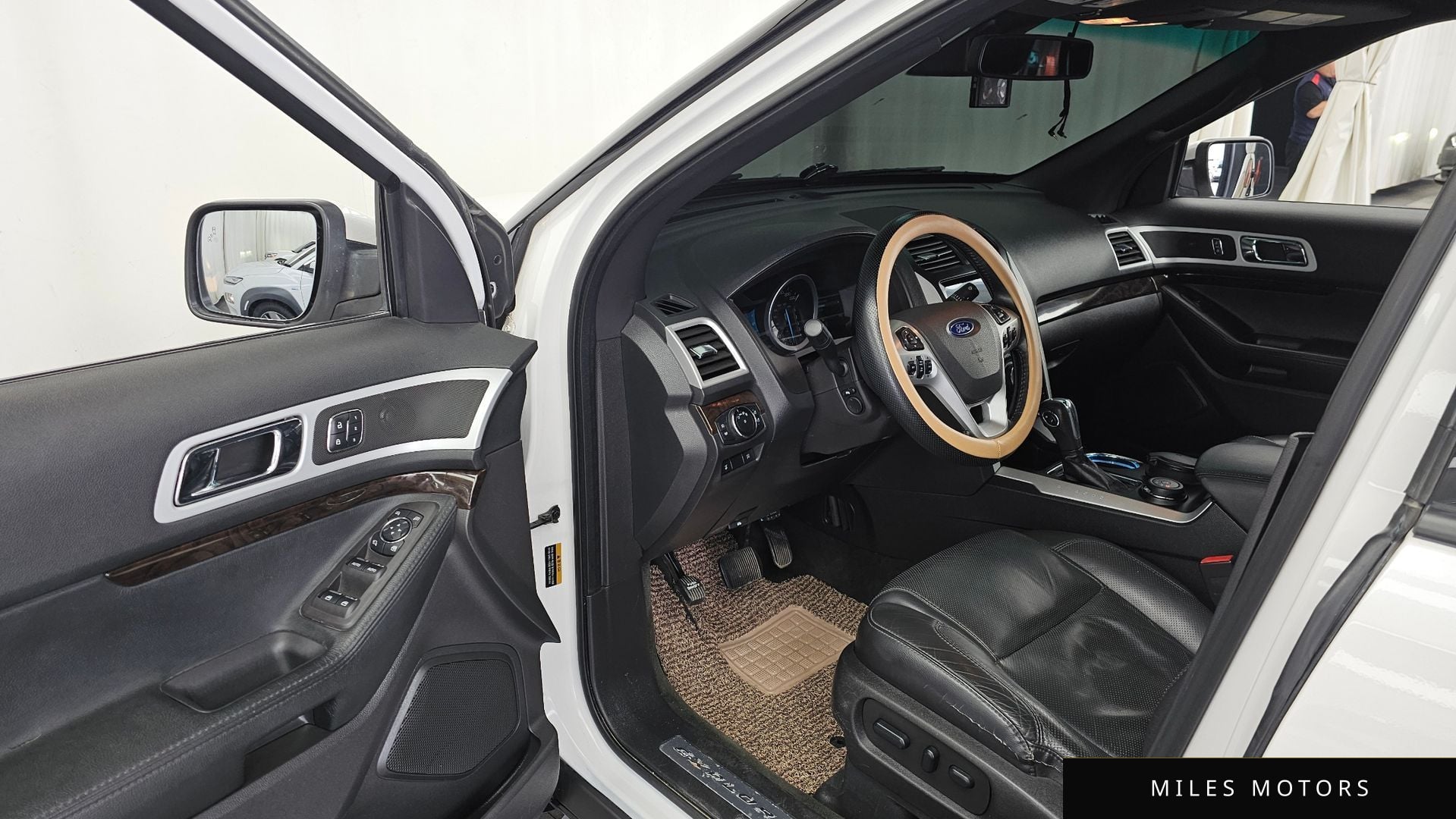 Ford Explorer 2014 — миниатюра 10
