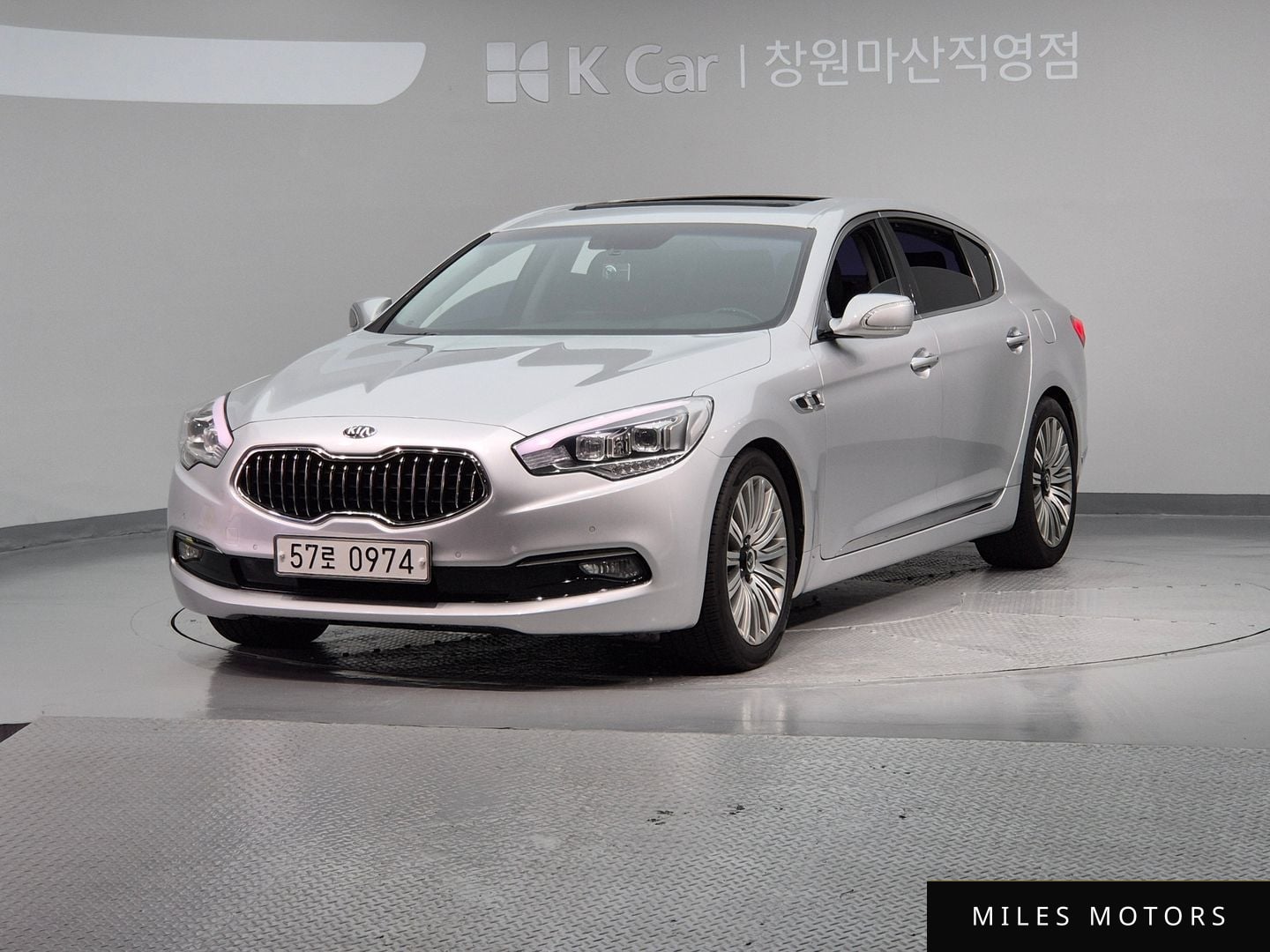 Kia K9 2014 — фото 1 из 12
