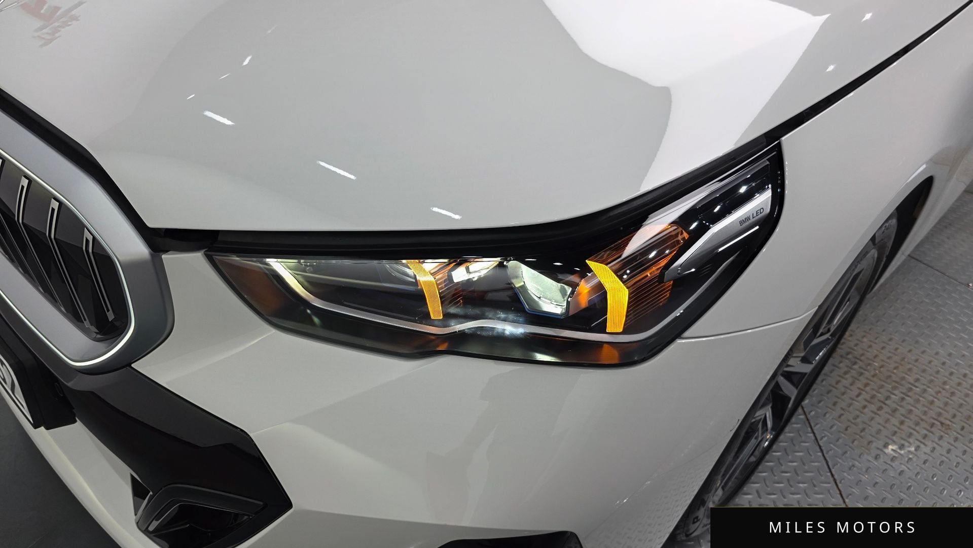 BMW 5 Series (G60) 2024 — миниатюра 7