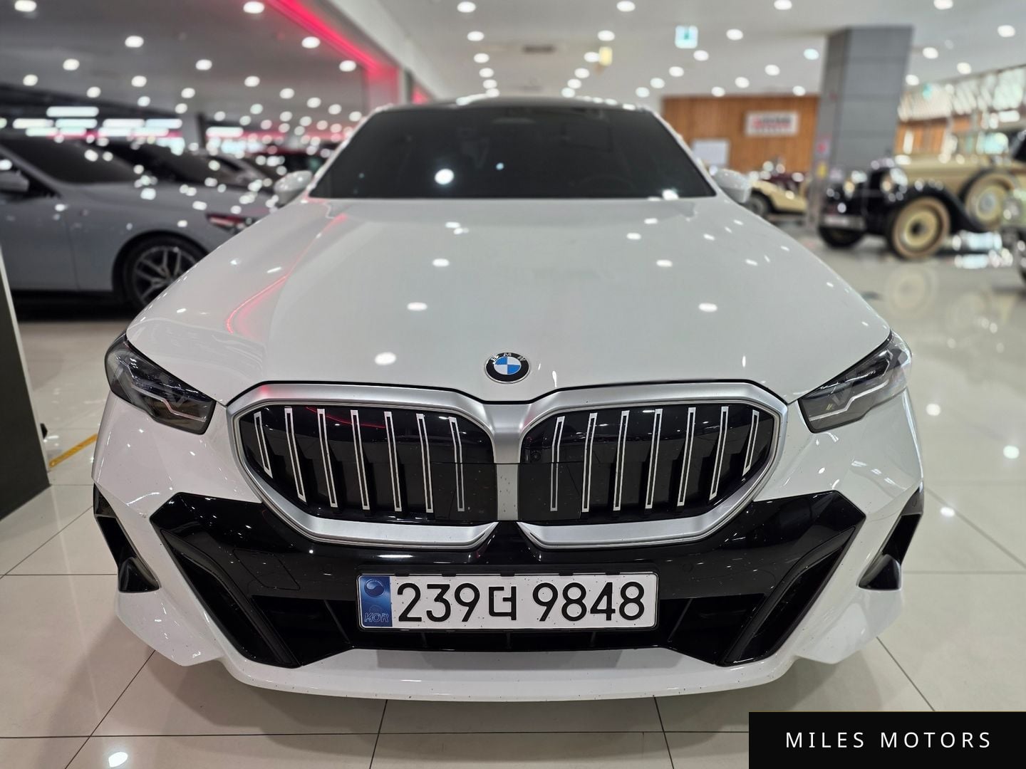 BMW 5 Series (G60) 2025 — фото 1 из 12