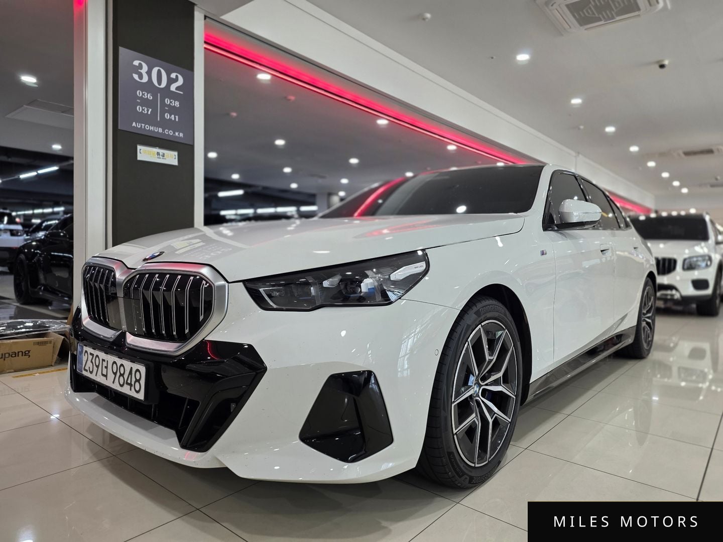 BMW 5 Series (G60) 2025 — миниатюра 2