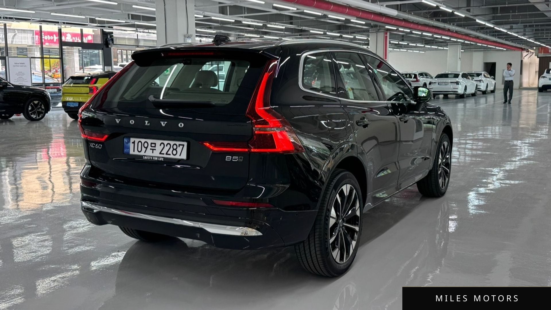 Volvo XC60 2026 — миниатюра 2
