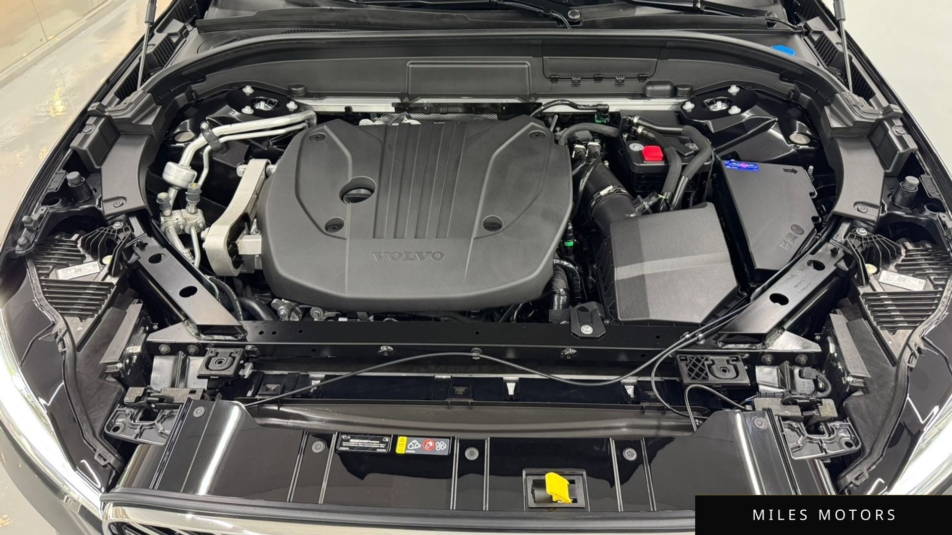 Volvo XC60 2026 — миниатюра 6