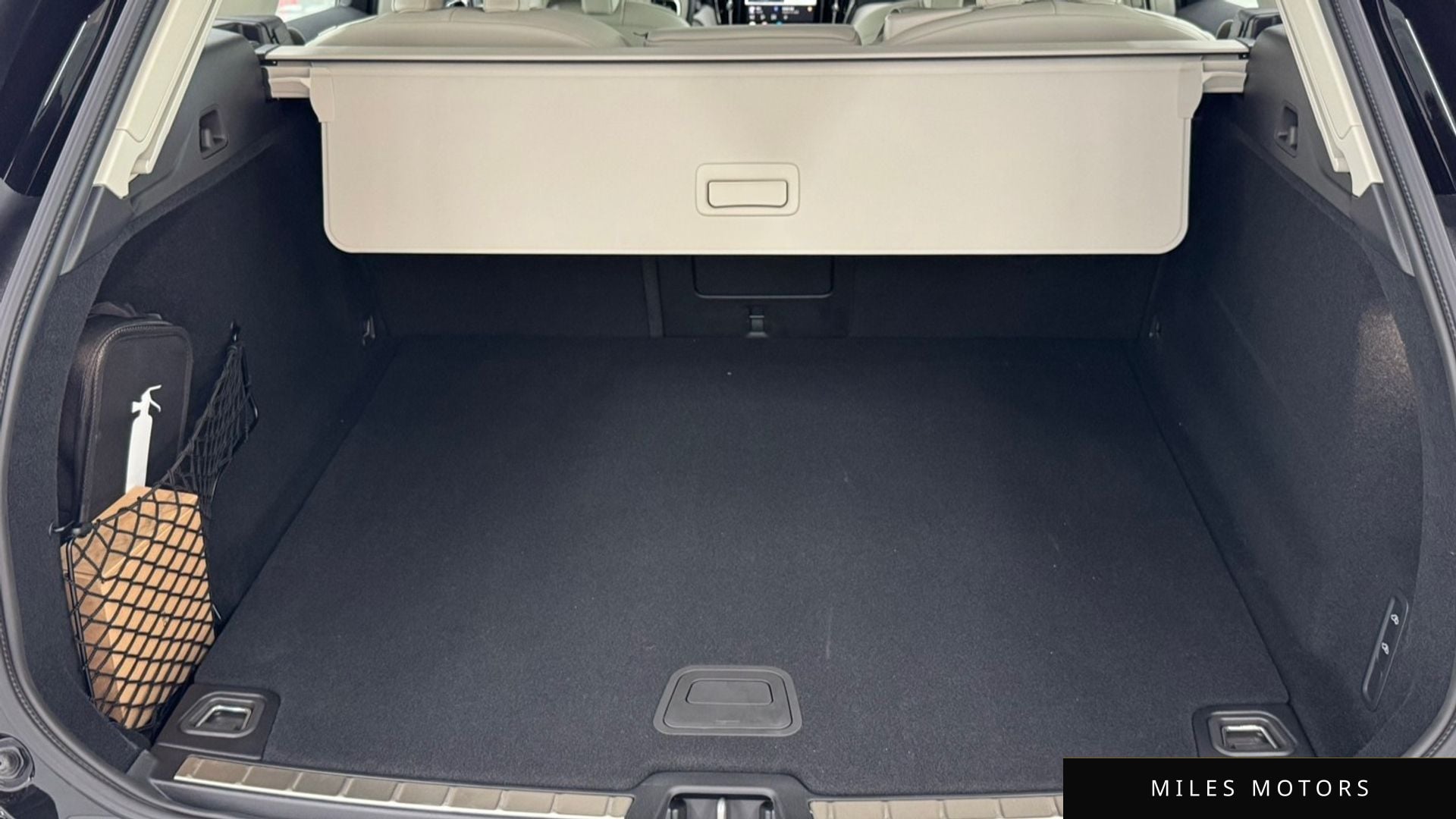 Volvo XC60 2026 — миниатюра 12