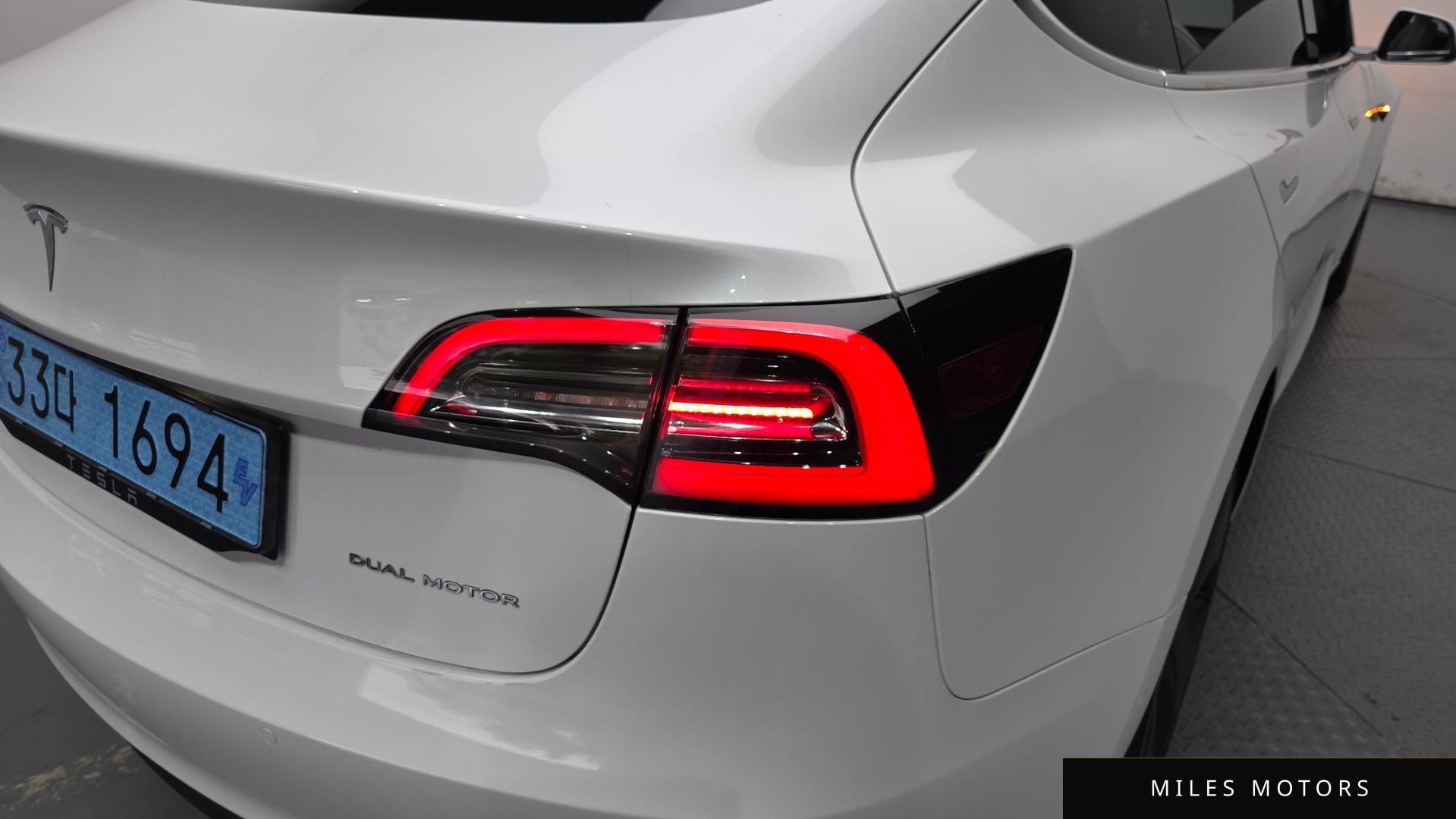Tesla Model 3 2020 — миниатюра 9
