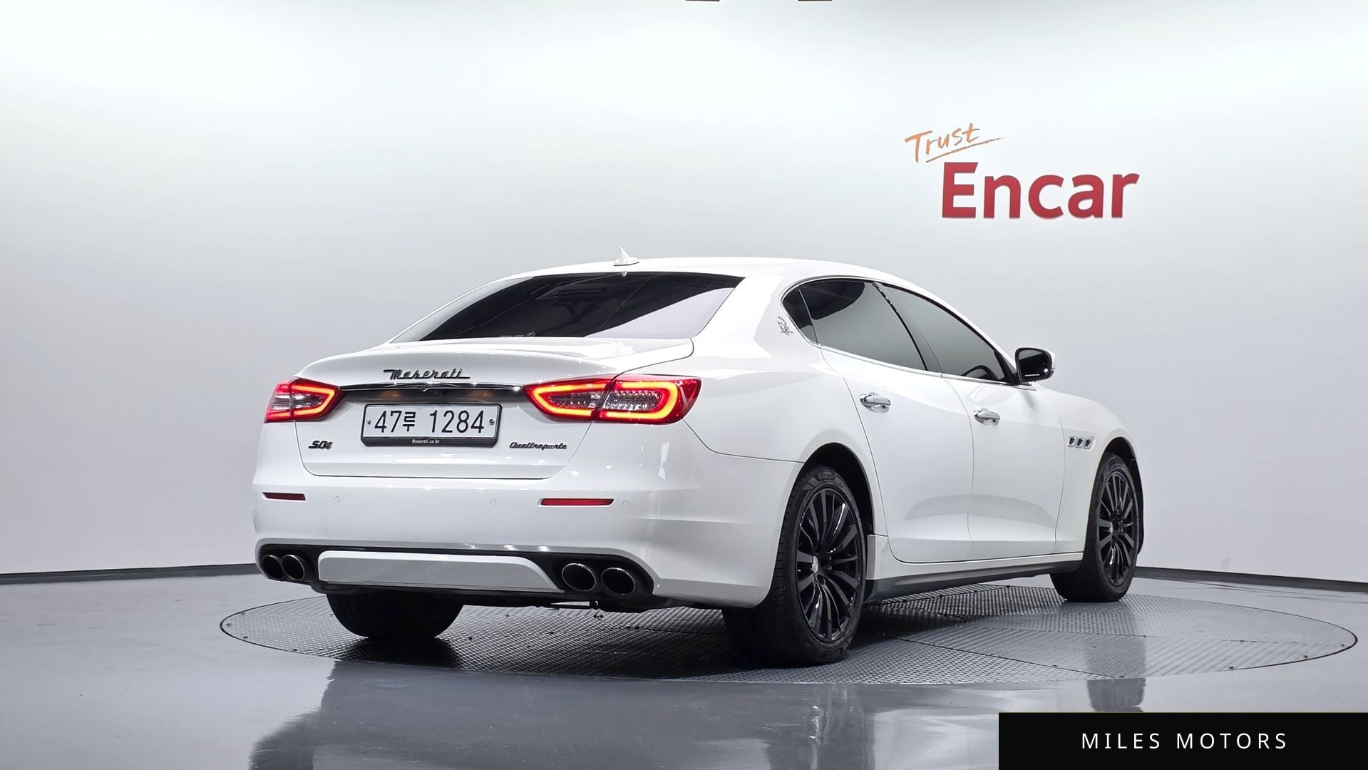 Maserati Quattroporte 2018 — фото 1 из 12