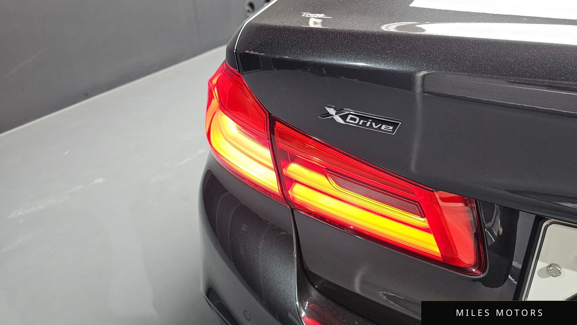BMW 5 Series (G30) 2019 — миниатюра 8
