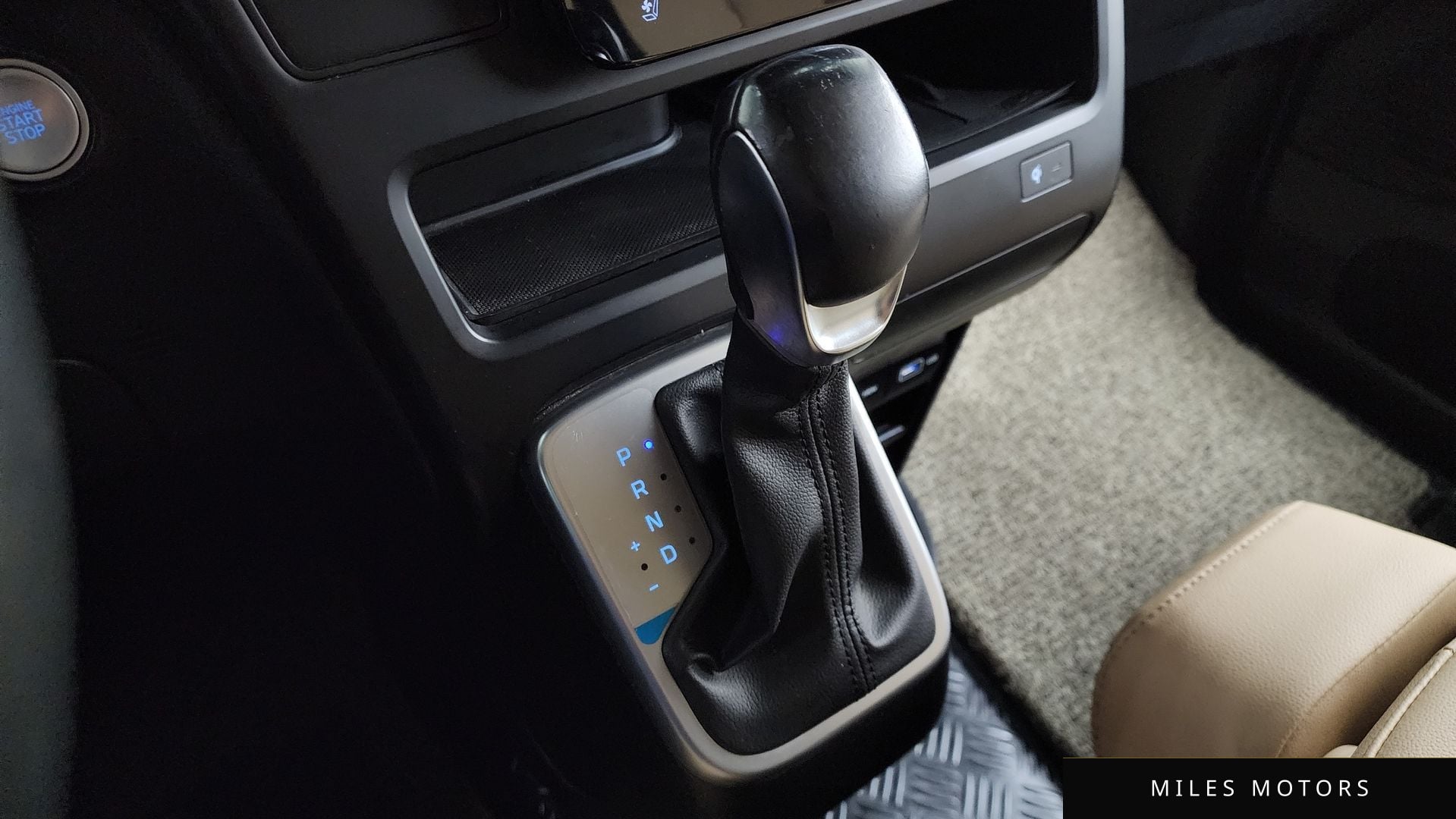 Hyundai Staria 2022 — миниатюра 12