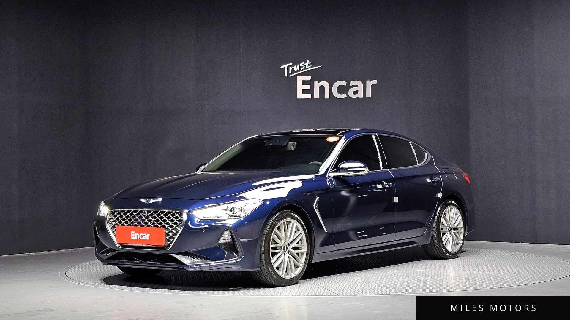 Genesis G70 2019 — фото 1 из 12