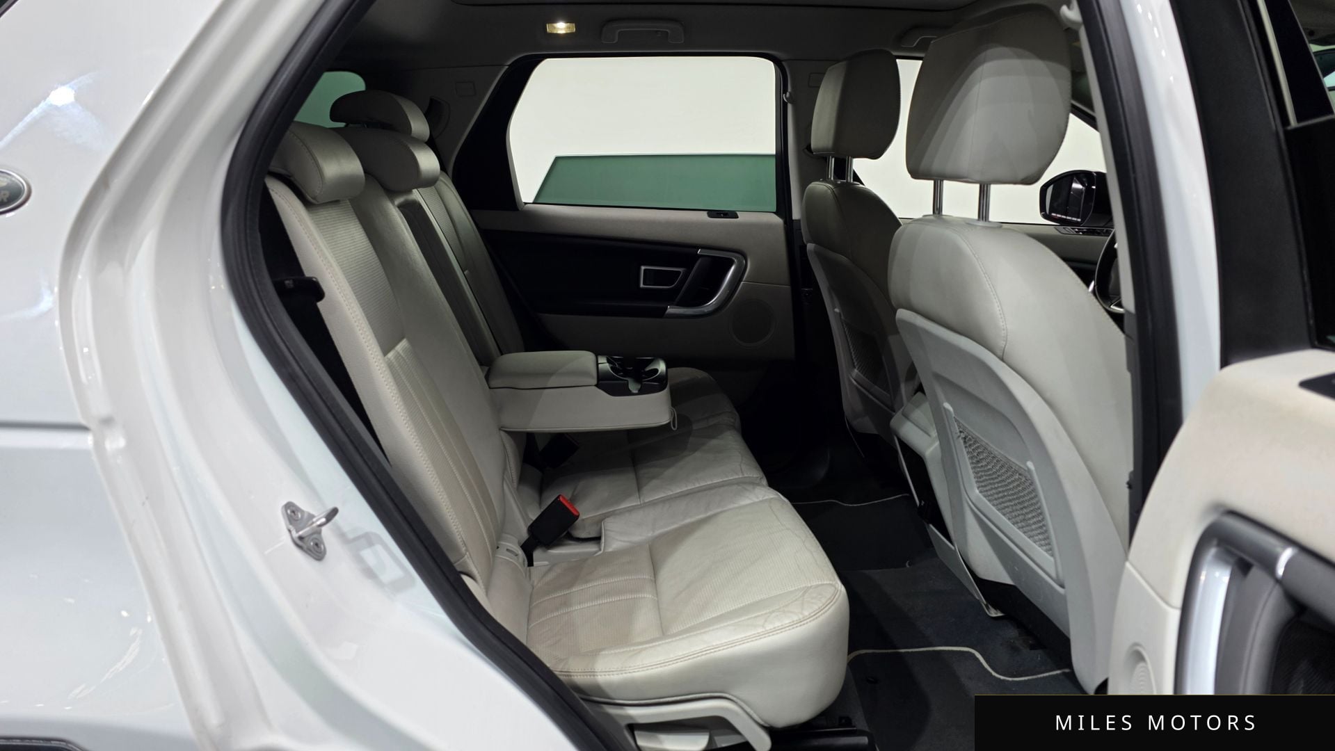 Land Rover Discovery Sport 2018 — миниатюра 12
