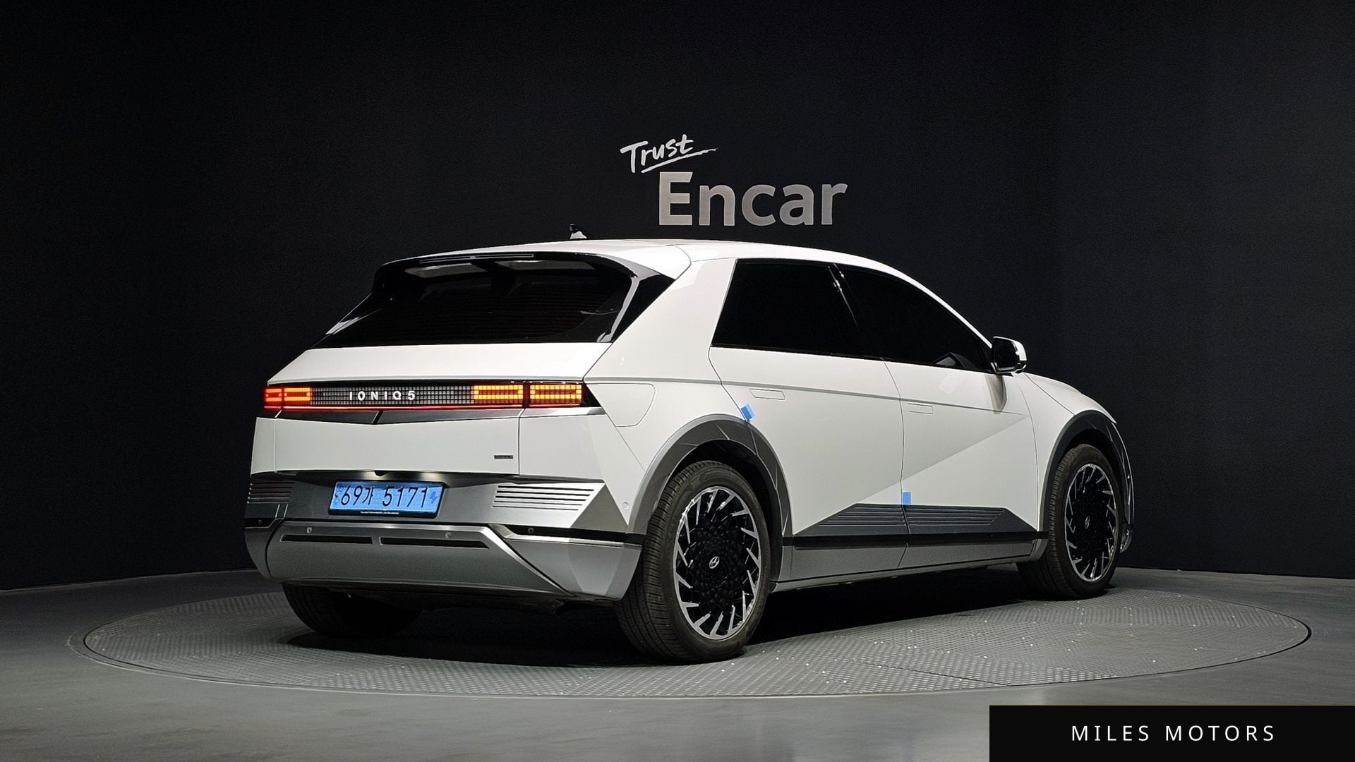 Hyundai Ioniq5 2022 — миниатюра 2