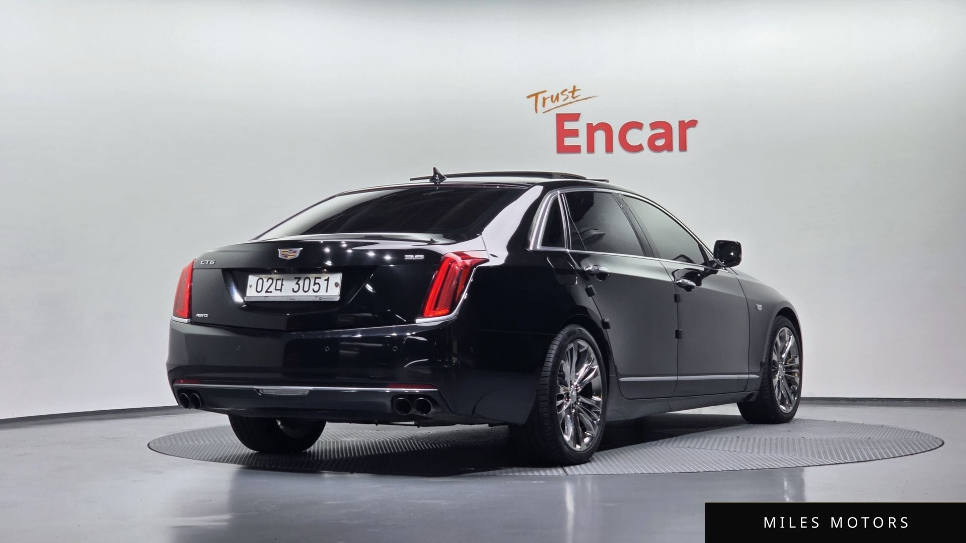 Cadillac CT6 2017 — фото 1 из 12
