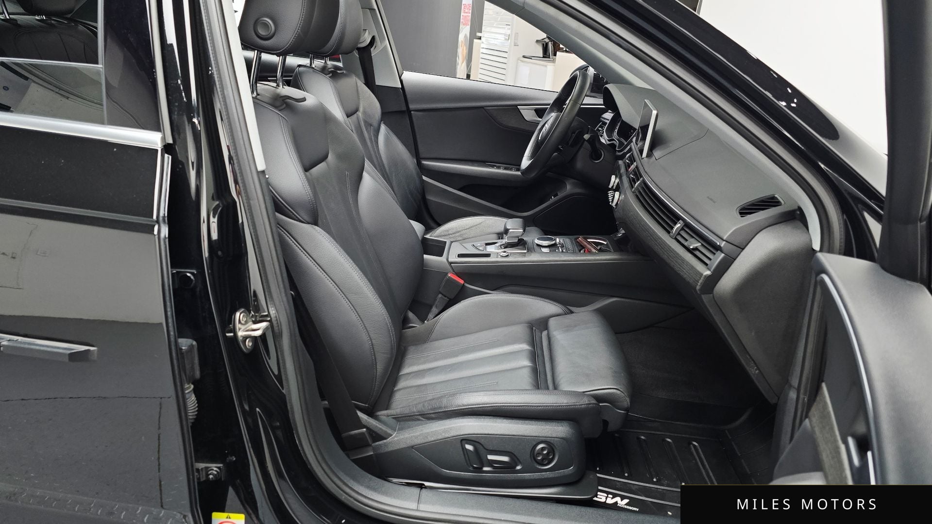 Audi A4 (B9) 2018 — миниатюра 12