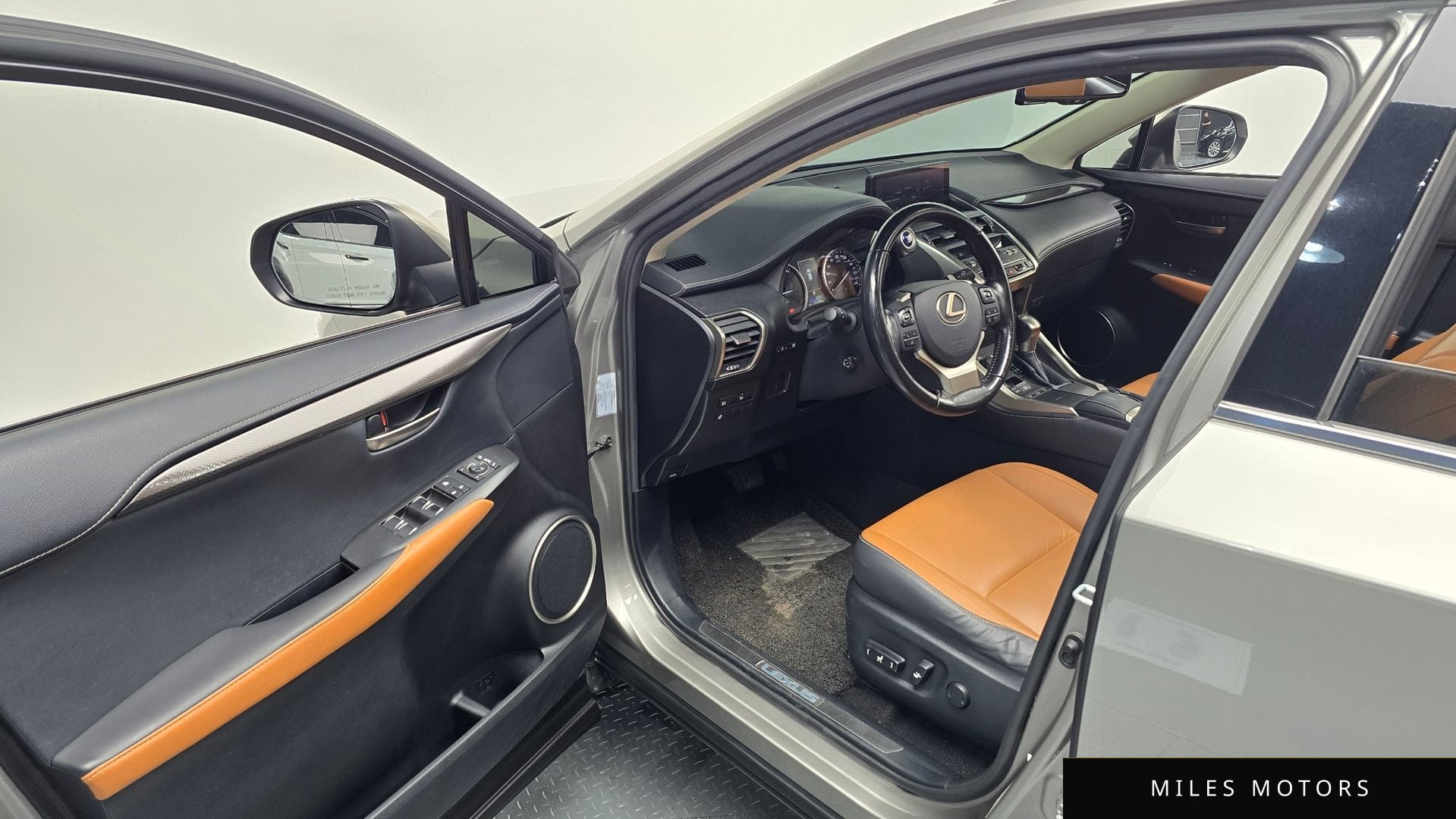 Лексус NX300h 2019 — миниатюра 11