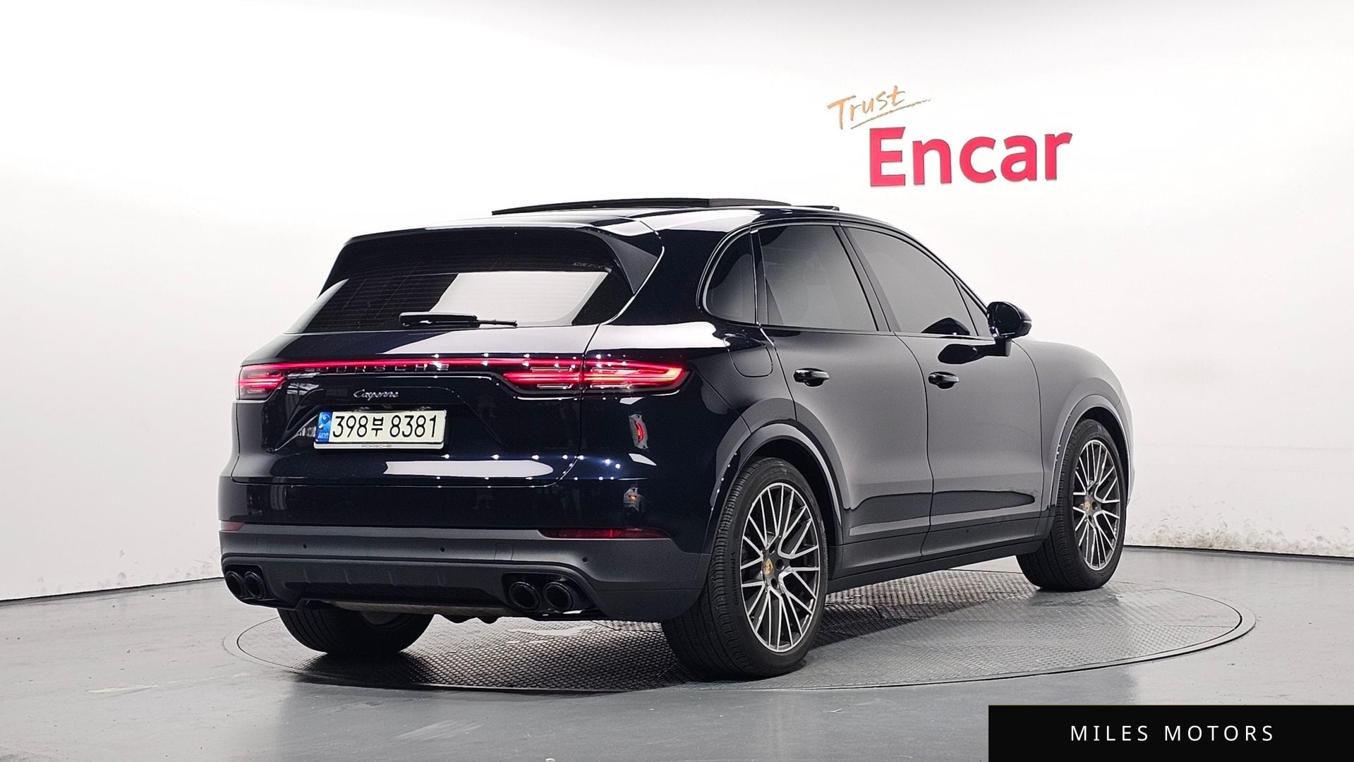 Porsche Cayenne 2021 — миниатюра 2
