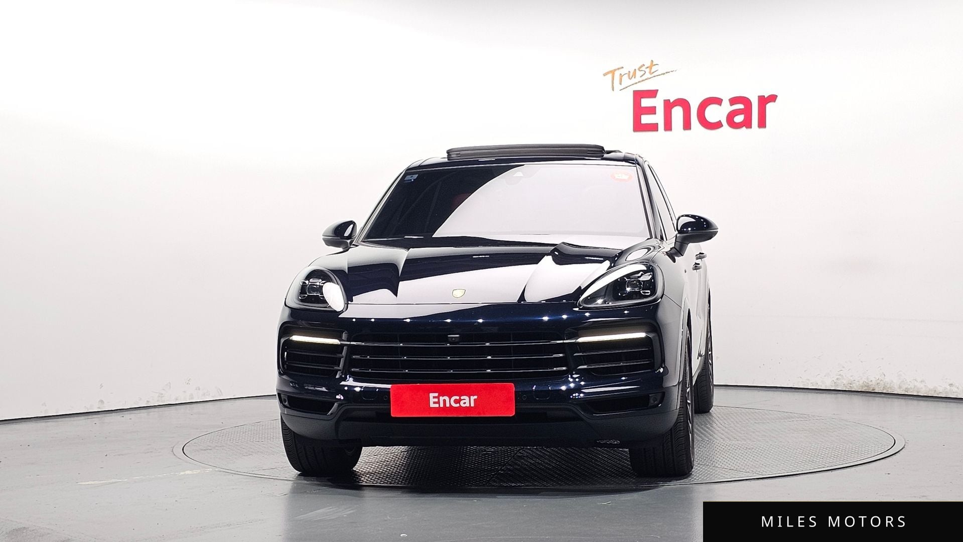 Porsche Cayenne 2021 — миниатюра 3