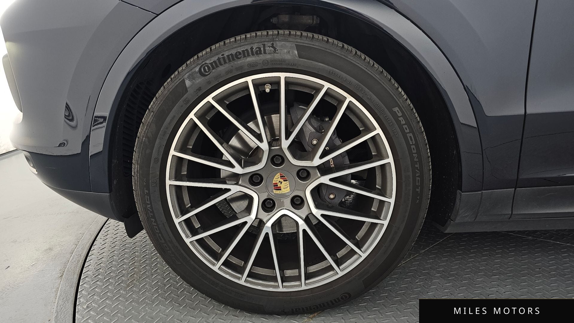 Porsche Cayenne 2021 — миниатюра 5