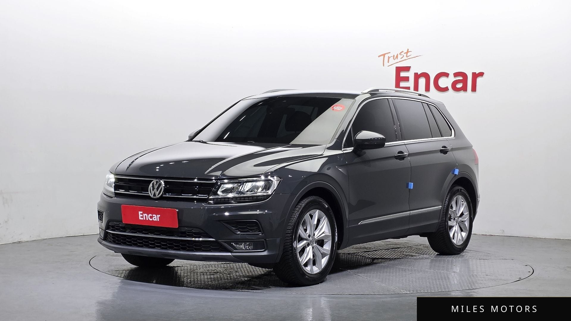Volkswagen Tiguan 2020 — фото 1 из 12