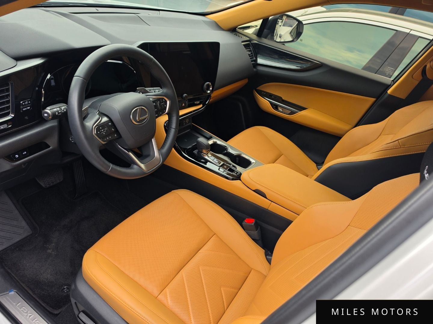 Лексус NX350h 2025 — миниатюра 6