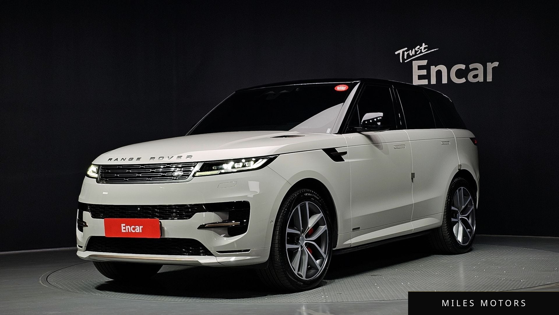 Land Rover Range Rover Sport 2024 — фото 1 из 12