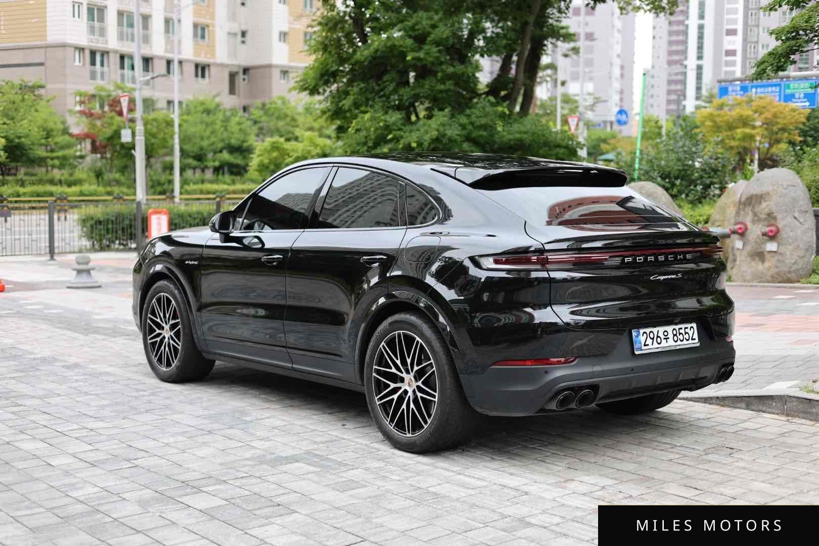 Porsche Cayenne 2025 — миниатюра 2