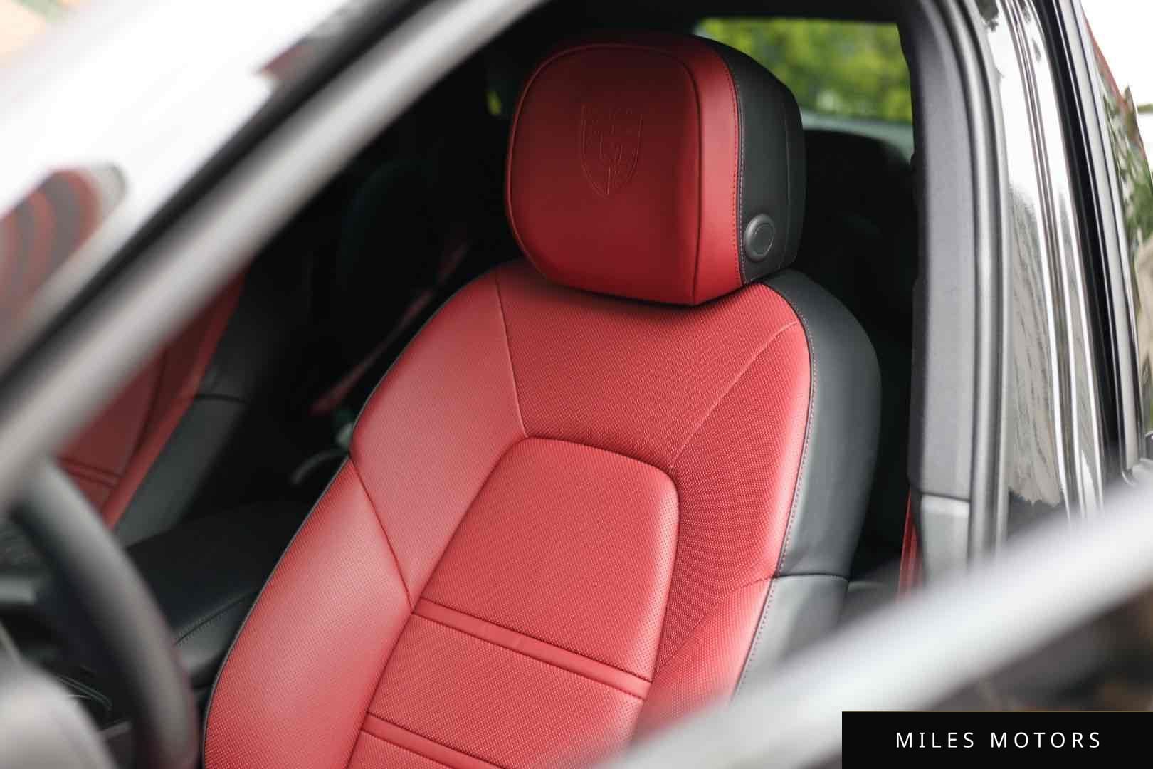 Porsche Cayenne 2025 — миниатюра 7