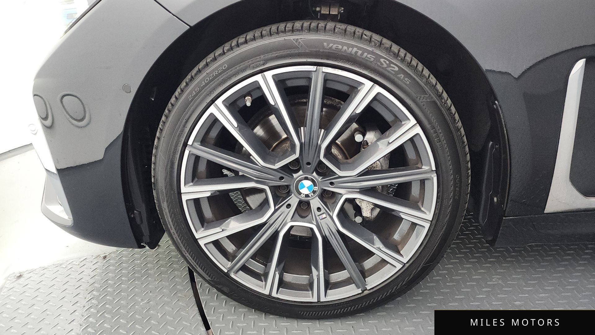 BMW 7 Series (G11) 2020 — миниатюра 5
