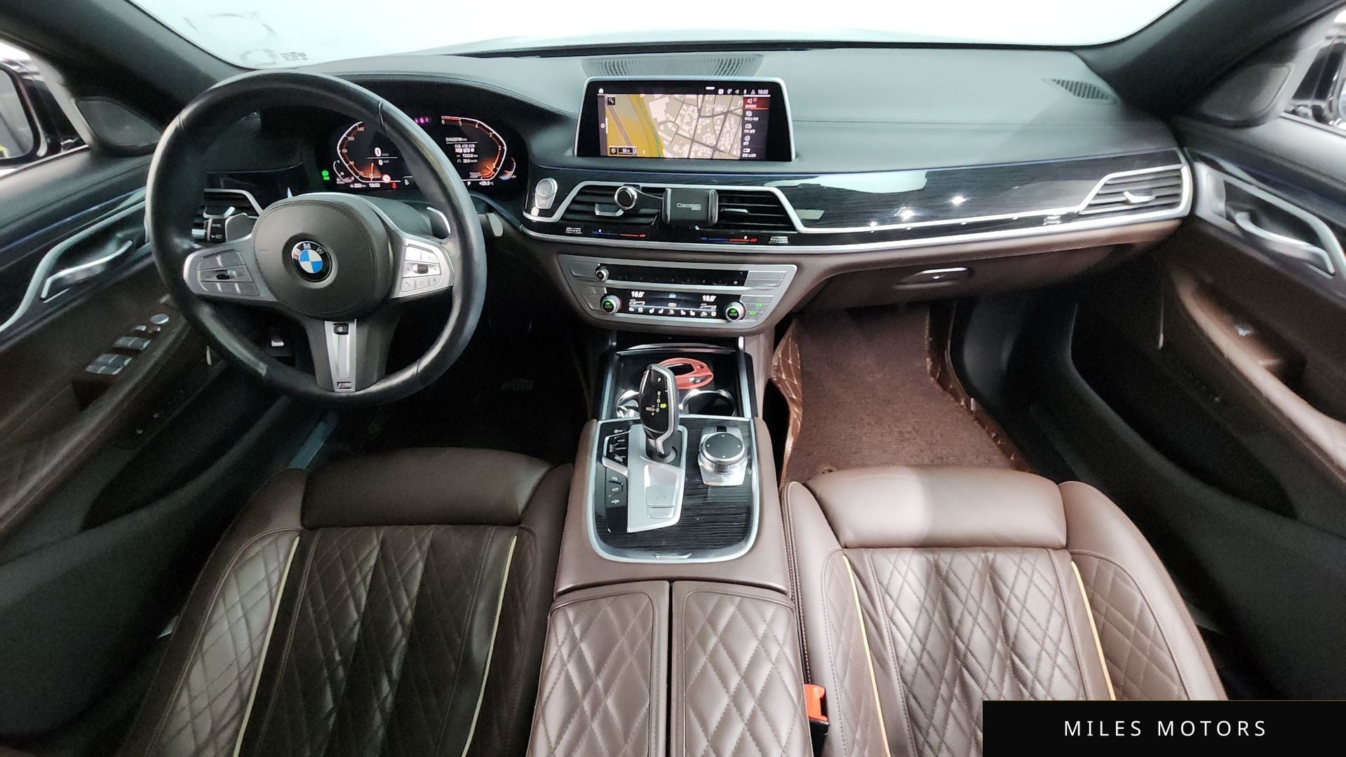 BMW 7 Series (G11) 2020 — миниатюра 10