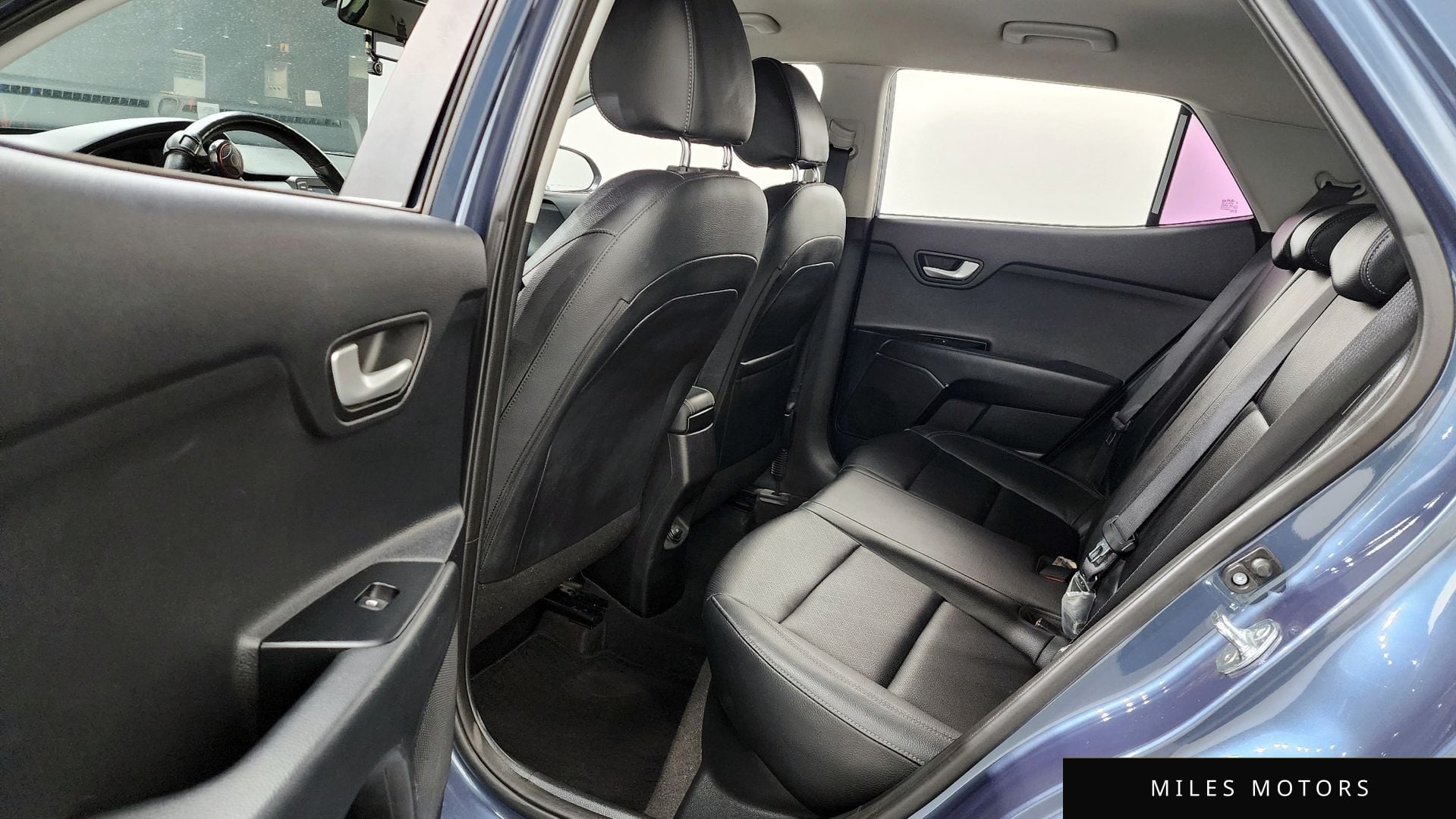 Kia Stonic 2018 — миниатюра 12