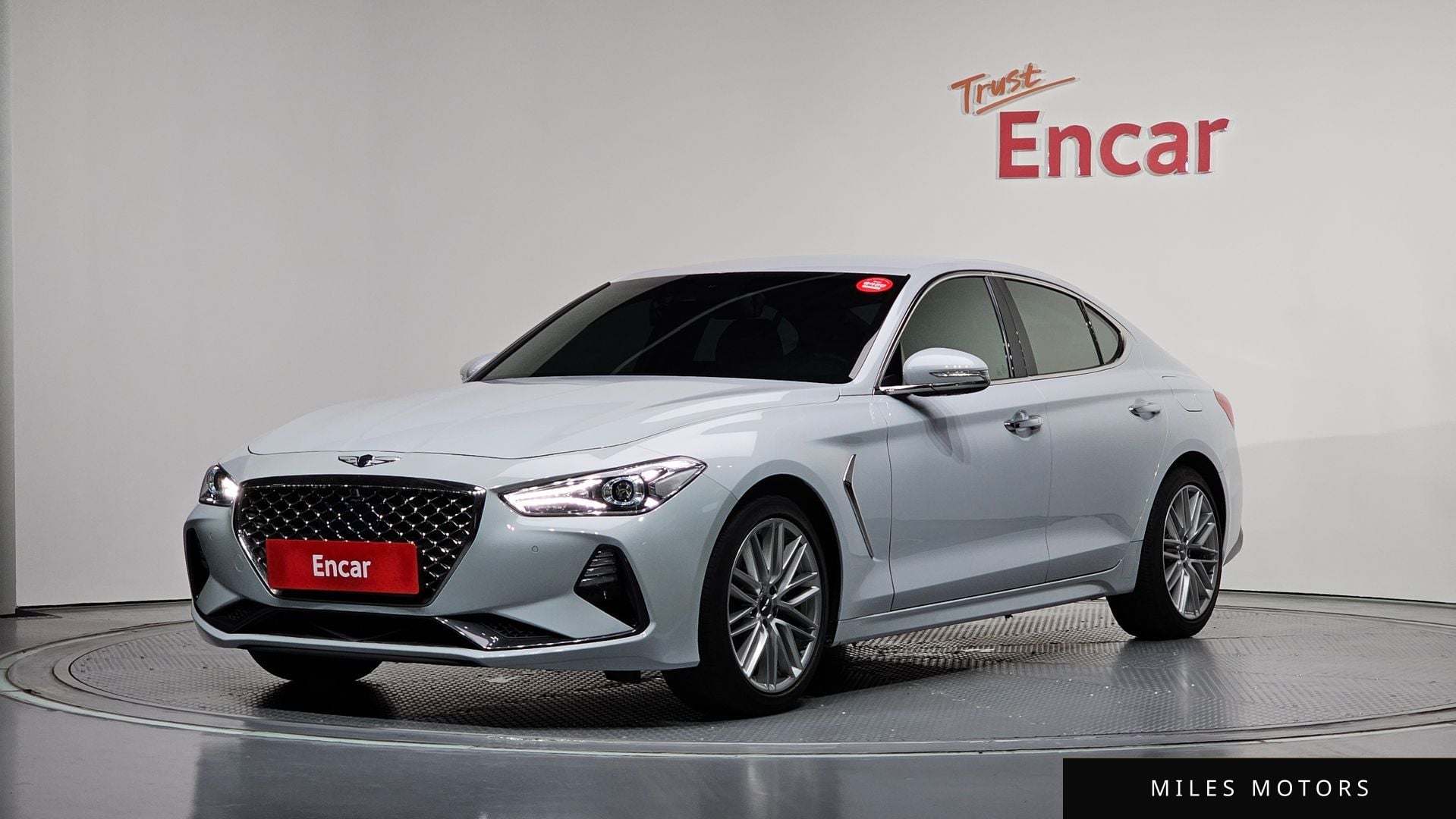 Genesis G70 2019 — фото 1 из 12