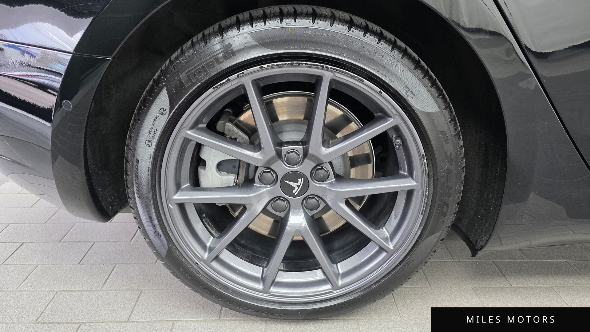 Tesla Model 3 2021 — миниатюра 5