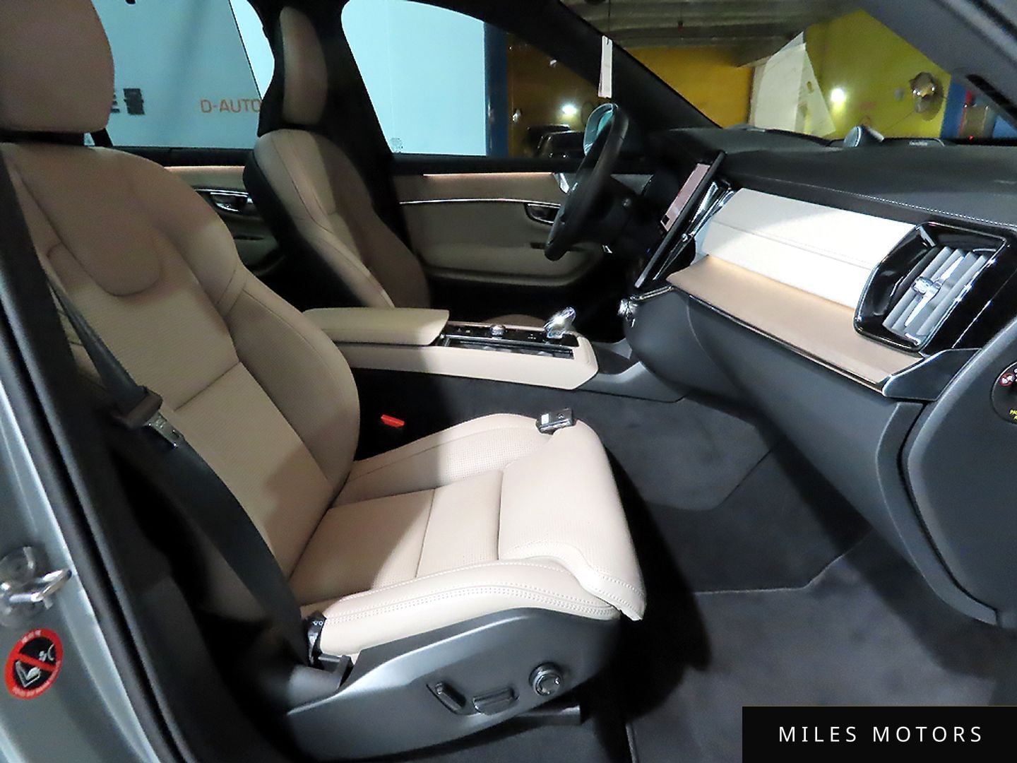Volvo XC90 2026 — миниатюра 12