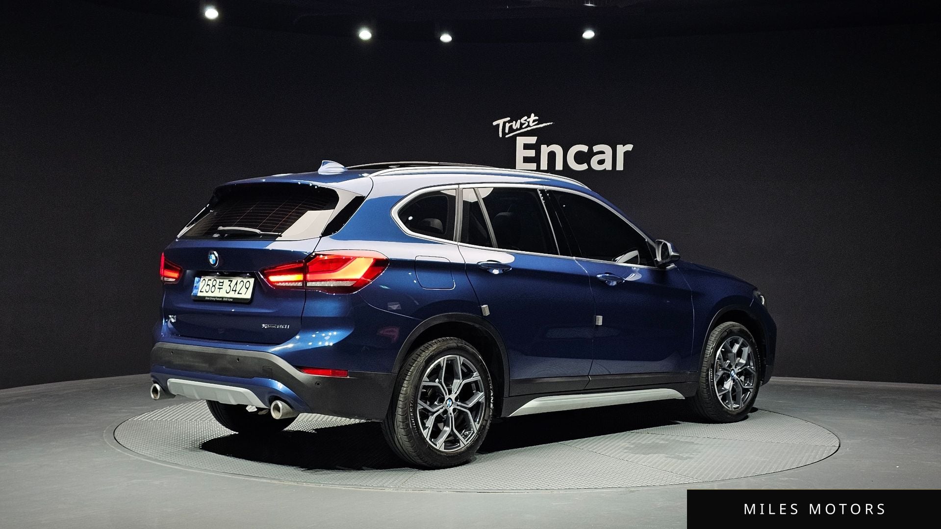 BMW X1 (F48) 2021 — миниатюра 2
