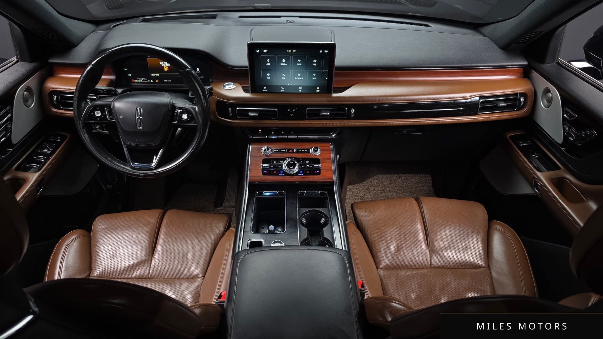 Lincoln Aviator 2021 — миниатюра 10