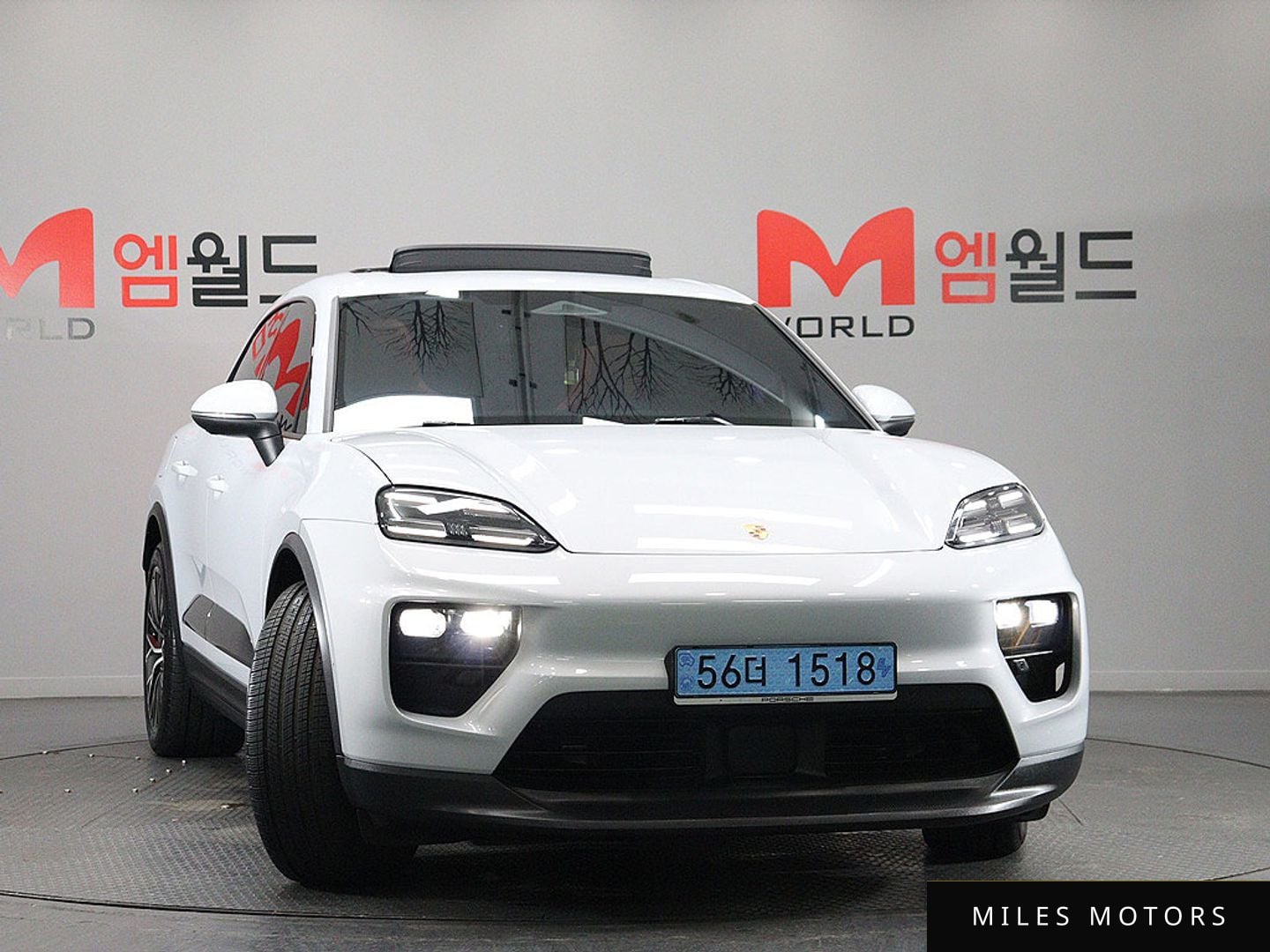 Porsche Macan 2025 — миниатюра 2