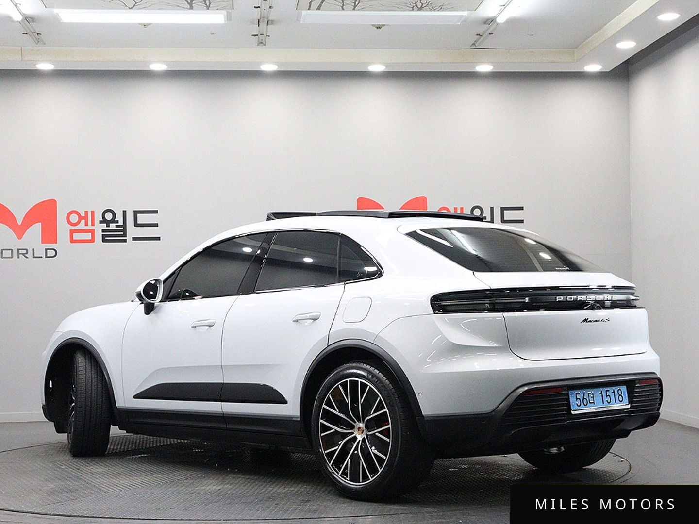 Porsche Macan 2025 — миниатюра 4