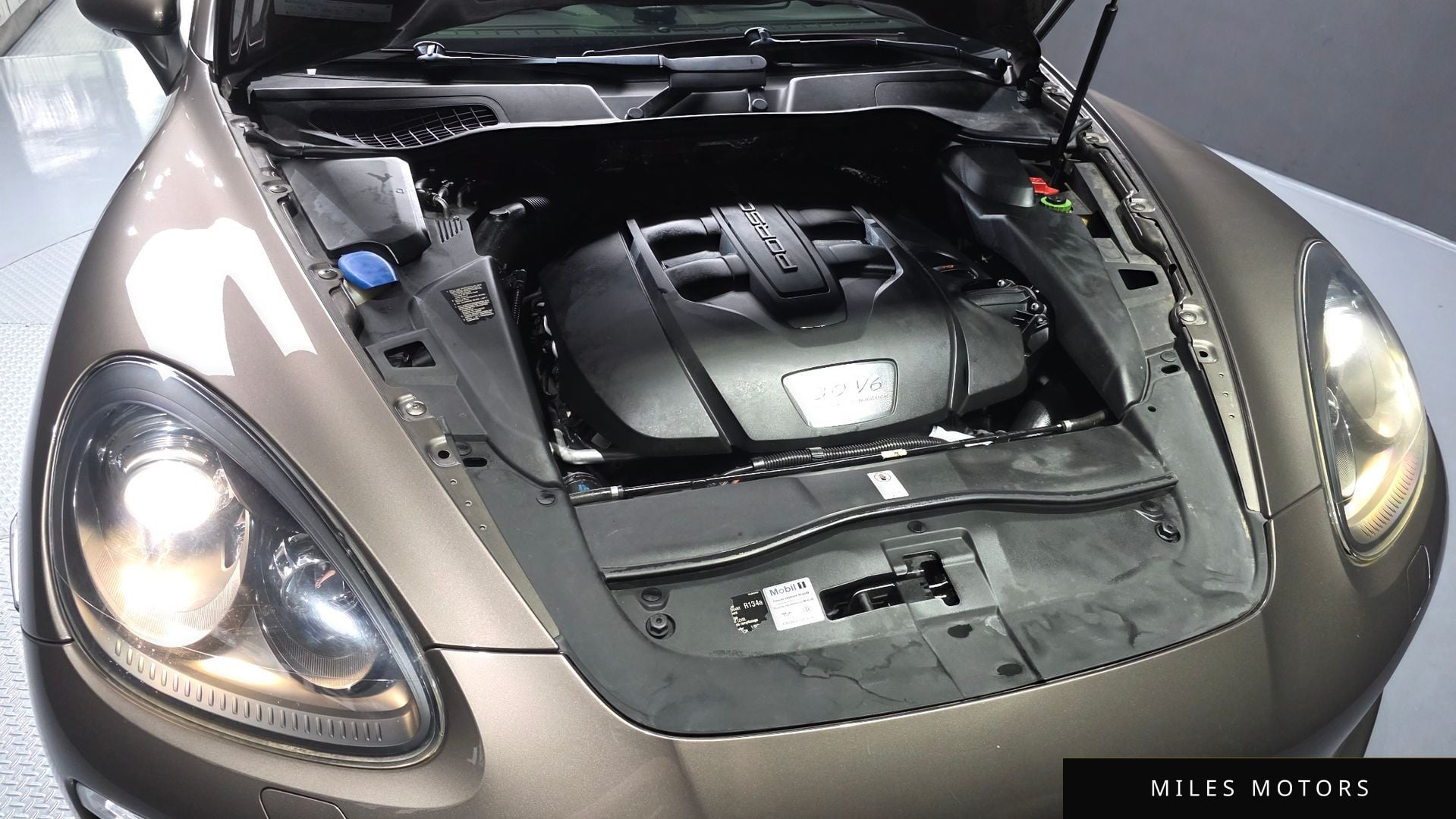 Porsche Cayenne 2012 — миниатюра 6