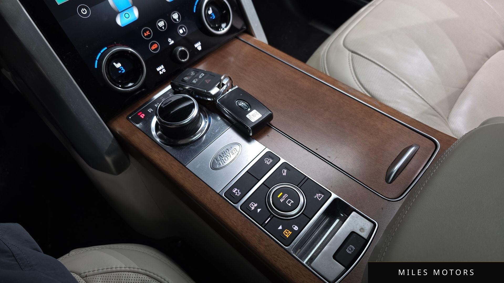 Land Rover Range Rover 2019 — миниатюра 9