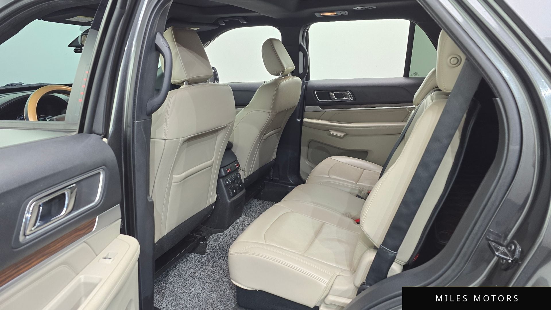 Ford Explorer 2018 — миниатюра 11