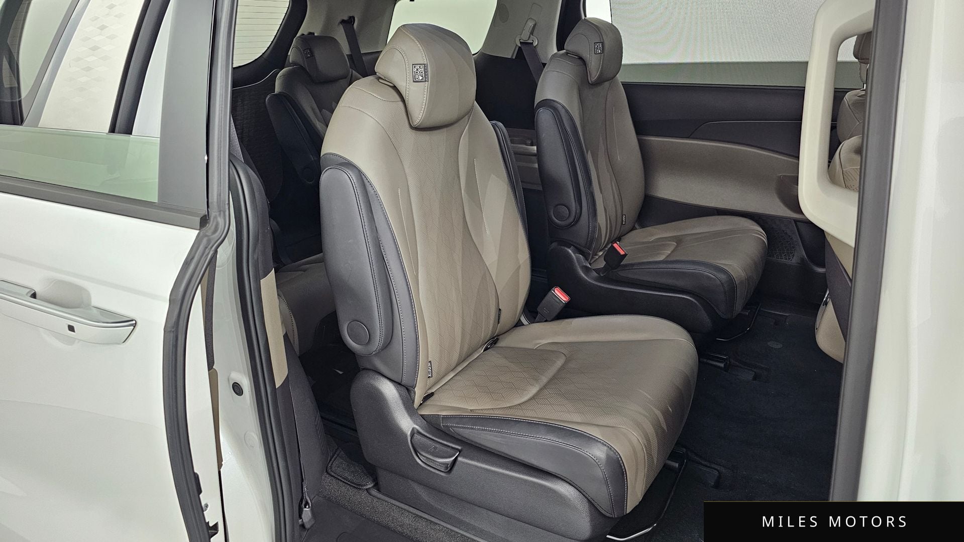 Kia Canival 2025 — миниатюра 12
