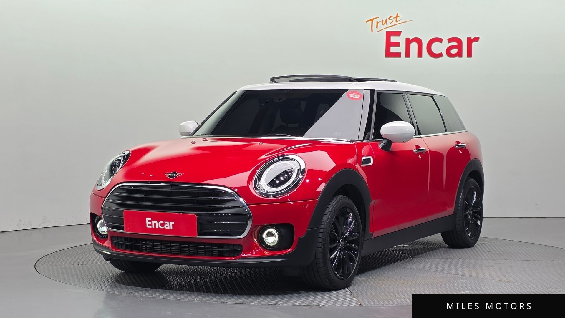 MINI Clubman 2023 — фото 1 из 12