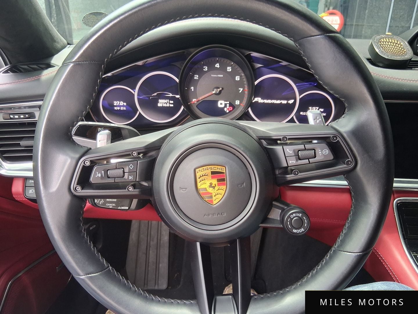 Porsche Panamera 2023 — миниатюра 8