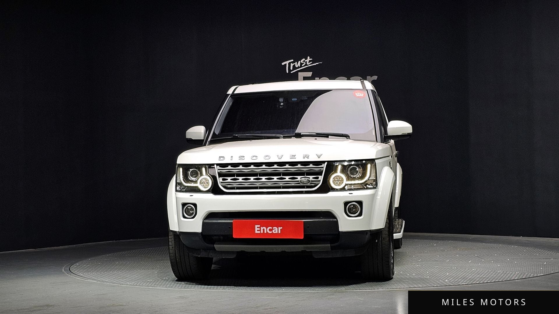Land Rover Discovery 2016 — миниатюра 3
