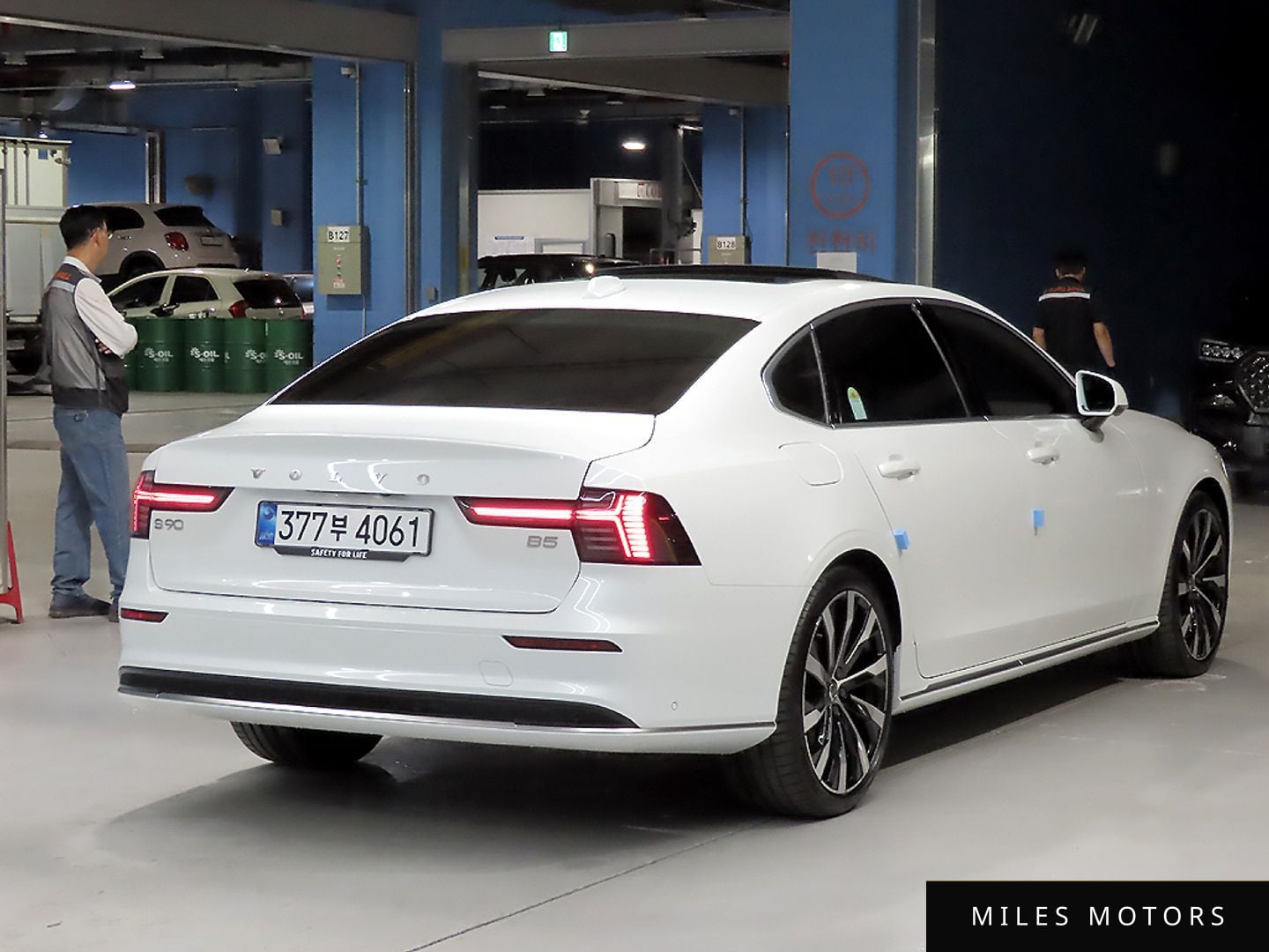 Volvo S90 2026 — миниатюра 2