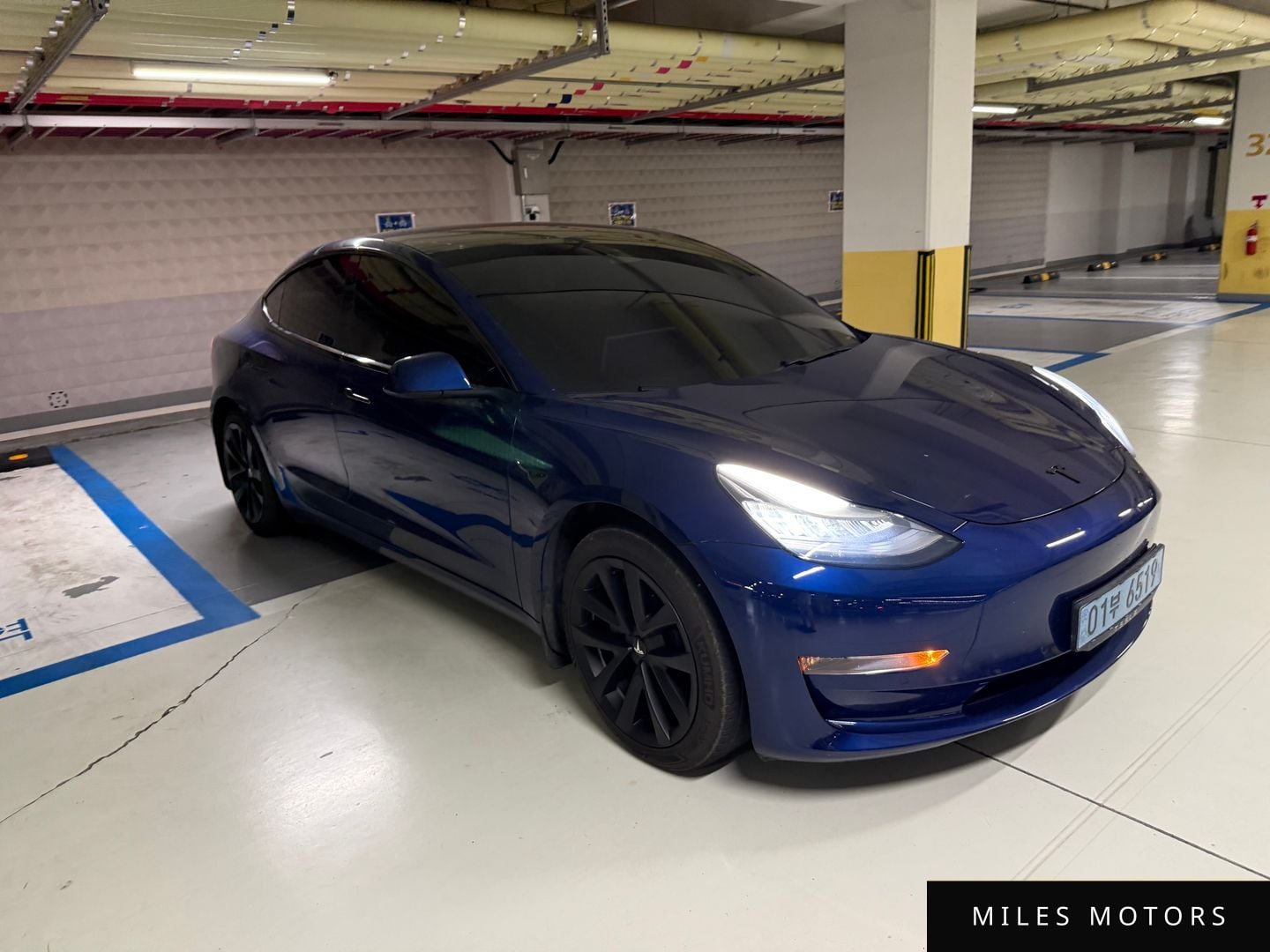 Tesla Model 3 2020 — миниатюра 3