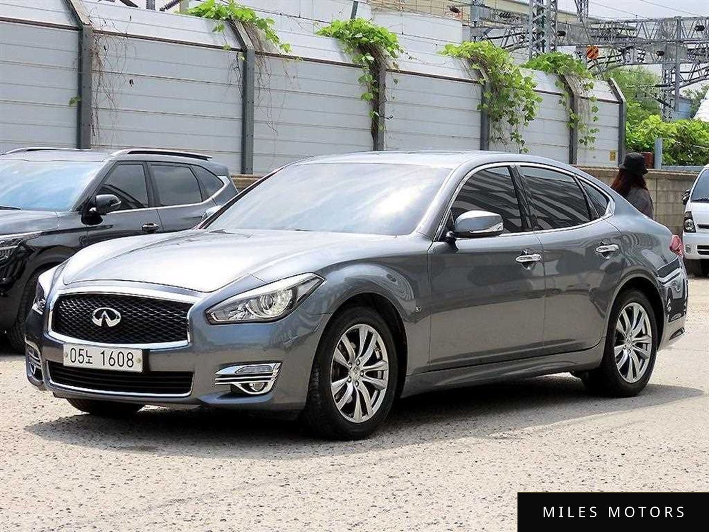 Infiniti Q70 2017 — миниатюра 2