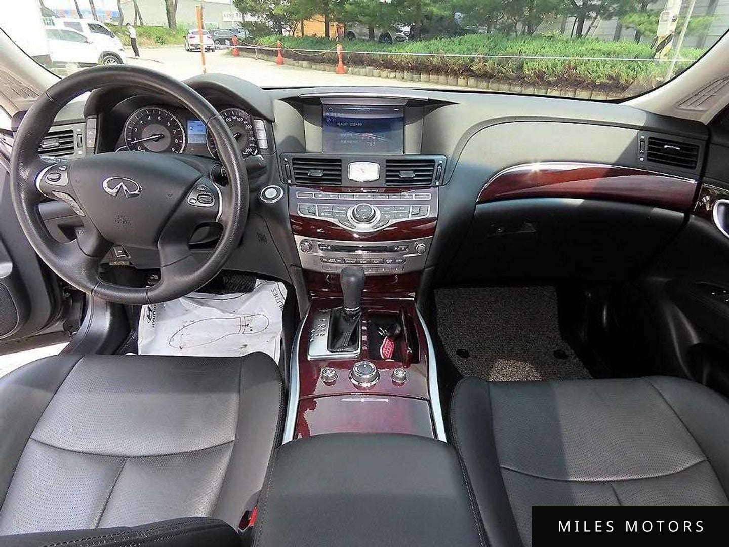 Infiniti Q70 2017 — миниатюра 7